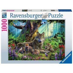 Puzzle 1000 piese - Wolves in the Forest | Ravensburger imagine
