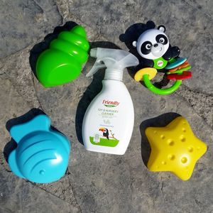 Detergent Spray pentru jucarii si suprafete 250 ml Friendly Organic imagine