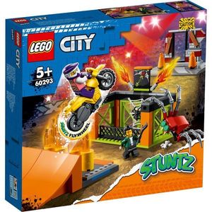LEGO® City Stuntz - Parc de cascadorii (60293) imagine