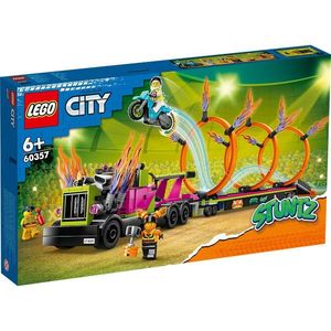 LEGO® City Stuntz - Camion de cascadorie si provocarea cercurilor de foc (60357) imagine