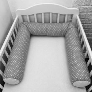Perna bumper Deseda pentru pat bebe 180 cm buline pe gri imagine