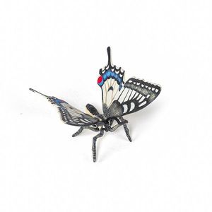 Figurina - Wild Animal Kingdom - Swallowtail Butterfly | Papo imagine
