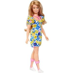 Papusa Barbie, Fashionistas cu sindrom Down, HJT05 imagine