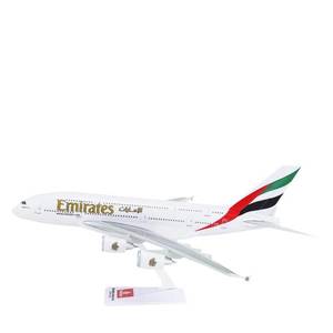 Emirates SM380-144 Scale Hanging box imagine