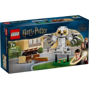 LEGO® Harry Potter - Hedwig pe Privet Drive nr. 4 (76425) imagine
