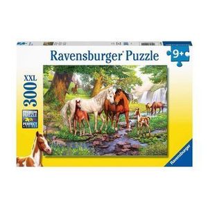 Puzzle Familie de cai la rau, 300 piese imagine
