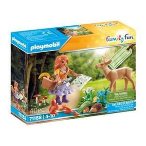 Set figurina Playmobil Family Fun - Femeie cautatoare de plante imagine