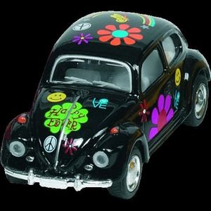 Masinuta Die Cast VW Beetle Classic, scara 1: 64, lungime 6, 5cm, cu print floral, neagra imagine