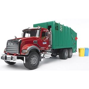 Camion cu container imagine