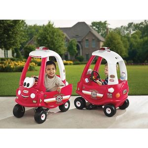 Masinuta pompieri Little Tikes Cozy Coupe imagine