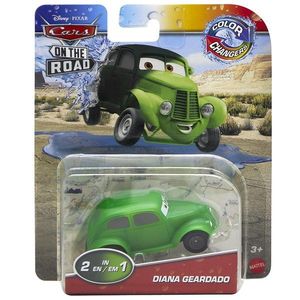 Masinuta Disney Cars, Color Changers, Diana Gerard, 1: 55, HMD69 imagine