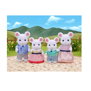 Set 4 figurine - Sylvanian Families - Familia soriceilor | Epoch imagine