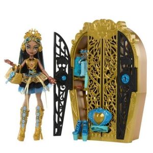 Monster High Skulltimate Secret Papusa Cleo De Nile imagine