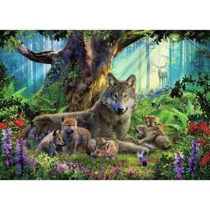 Puzzle 1000 piese - Wolves in the Forest | Ravensburger imagine