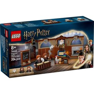 LEGO® Harry Potter - Castelul Hogwarts: Ora de farmece (76442) imagine