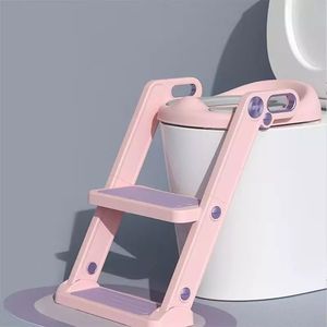 Reductor toaleta pliabil, cu sezut din spuma PU, treapta superioara reglabila pe 5 nivele de inaltime si manere ergonomice Little Mom Potty Training Pink imagine