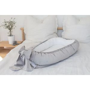 Suport de dormit Babynest Premium Bumbac Organic 80x50 cm Catifea Gri Deschis cu Funda imagine