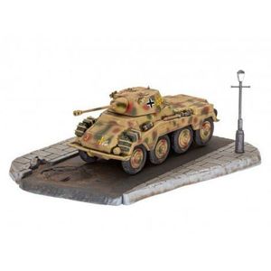 Revell first diorama set sd. kfz. 234 2 puma imagine