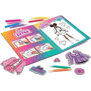 Carte de colorat cu activitati barbie - stilul tau imagine