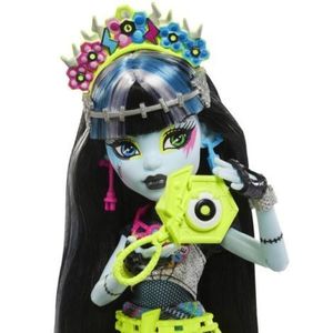 Monster High Papusa Frankie Stein HXH79 imagine