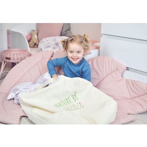 Covoras de joaca termic Amy pliabil din bumbac si umplutura antialergica BabySoft Pure Rose Frunza 150x105x5cm imagine