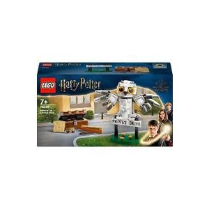 Lego Harry Potter. Hedwig pe Privet Drive Nr.4 imagine