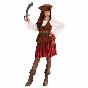 Costum piratesa imagine