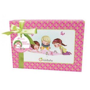 Dis-moi…, boxed marbles game, girl imagine