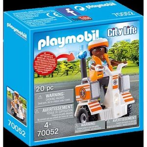 MEDIC CU MASINA DE ECHILIBRU imagine