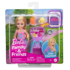 Papusa Chelsea cu accesorii, Barbie, Family & Friends, Cupcake Baking Backpack, JBF46 imagine