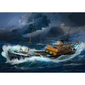 Macheta vas de pescuit revell northsea trawler 05204 imagine