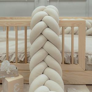 Protectie de pat impletita, MiniMini, Velvet Magic, Crem, 200 cm imagine