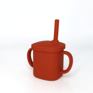 Cana cu pai si capac din silicon Coccorito Red 180 ml imagine