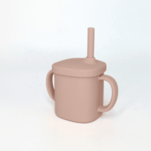 Cana cu pai si capac din silicon Coccorito Soft Pink 180 ml imagine