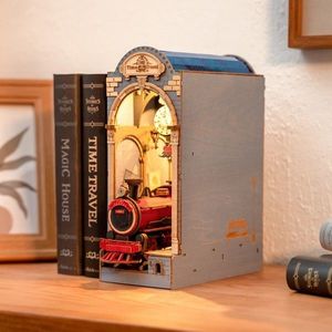 Book Nook. Puzzle 3D - Cotor de Carte DIY - Calatoria in Timp | Robotime imagine