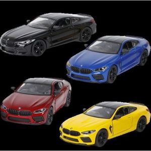 Masinuta BMW M8 sport, die-cast, scara 1 la 38, pull-back, usi mobile, lungime 12.5 cm imagine