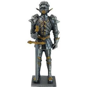 Soldatel de colectie din plumb: Pedestru cu sabie. Model 2 imagine