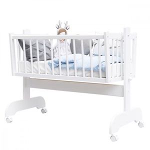 Patut pentru bebelusi Cristine din lemn masiv cu functie de balansare si roti imagine