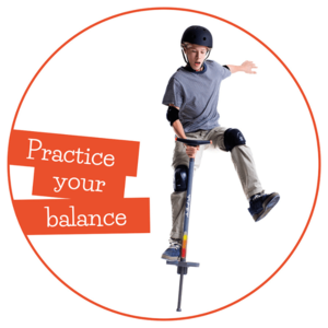 Saritor pentru adolescenti Chillafish Poogi Glow Papaya stick pogo imagine