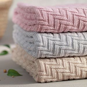 Paturica pentru copii Babyono Gri tricotata din bumbac organic 100x75 cm imagine