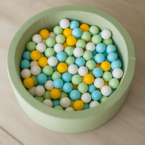 Set 200 bile din plastic 7 cm MeowBaby pentru centru de joaca verde deschis, baby blue, alb si galben imagine