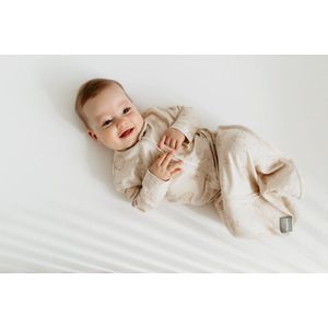 Saculet Swaddle pentru infasat din bumbac + caciulita Animale de Epoca cream Sleepee imagine