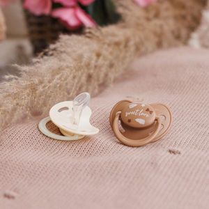 Set 2 suzete anatomice din silicon Babyono 0-6 luni imagine