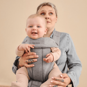 Marsupiu anatomic BabyBjorn Mini cu pozitii multiple de purtare Dusty Pink Tesatura imagine