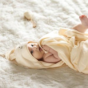 Prosop baie bambus cu gluga 100 x 100 cm Babyono crem imagine