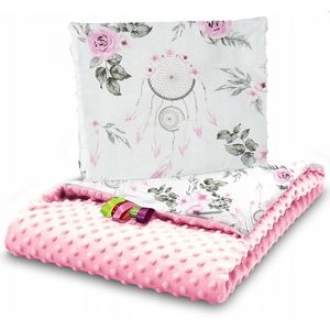 Set paturica 75x100 cm si perna 35x30 cm pentru copii, BabyMam minky pink Dreamcatcher, versatila cu doua fete imagine