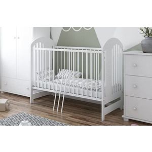 Patut din lemn pentru copii Tymon alb 120 x 60 cm, design modern cu somiera reglabila si 3 bare laterale detasabile 0-4 ani imagine