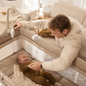 Patut pliabil pentru copii Kinderkraft Leody UP Grey cu 2 nivele, dimensiuni 120x60 cm, accesorii incluse imagine