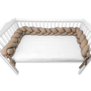 Protectie laterala MimiNu pentru patut tip bumper impletit din bumbac 240x17 cm Soft Mocha imagine