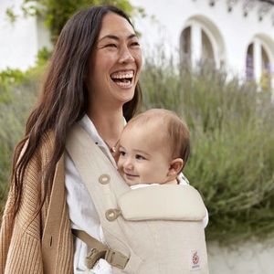 Marsupiu Ergobaby Adapt Natural Linen imagine